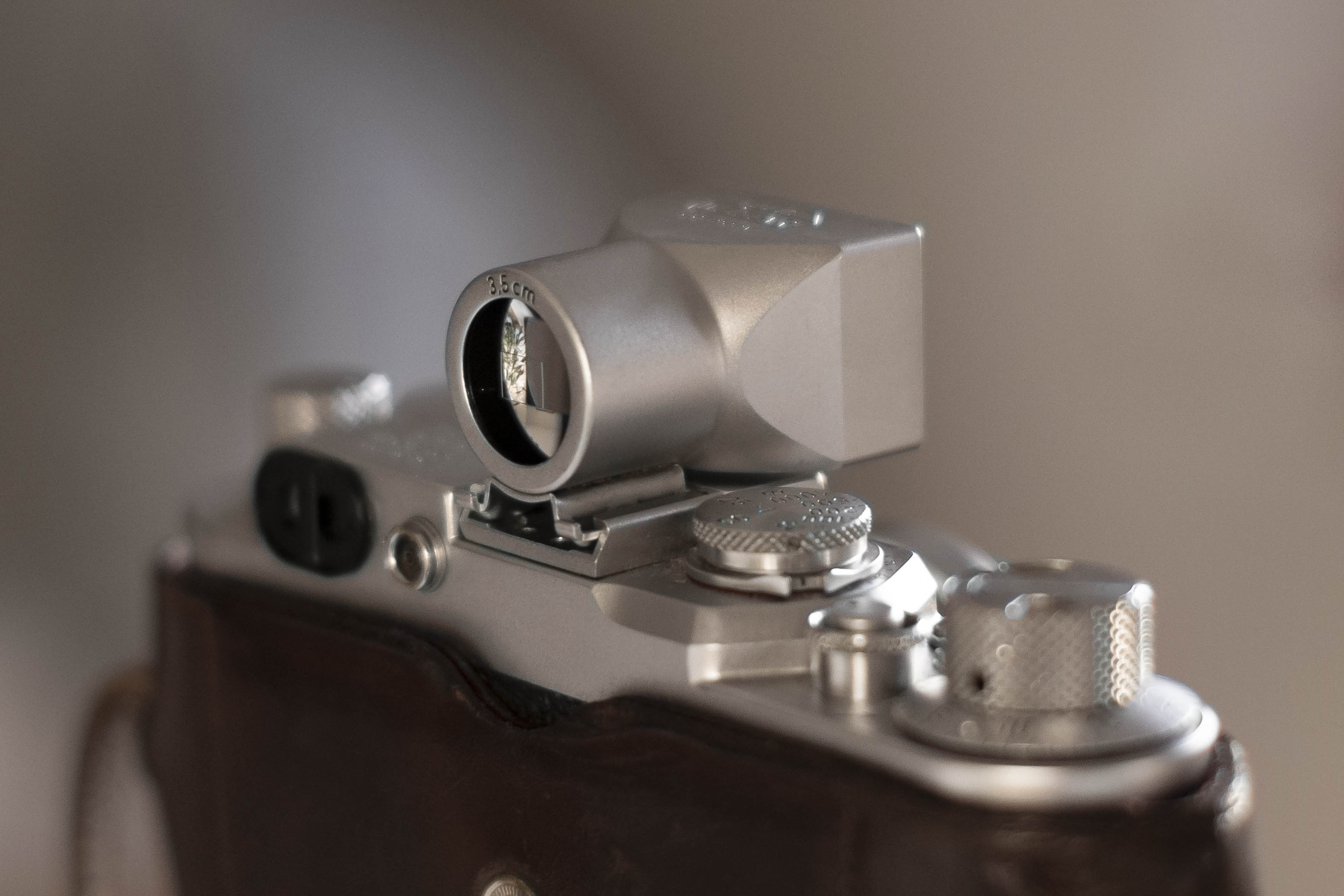 Leica IIIf mit SBLOO 3,5cm Spiegelsucher